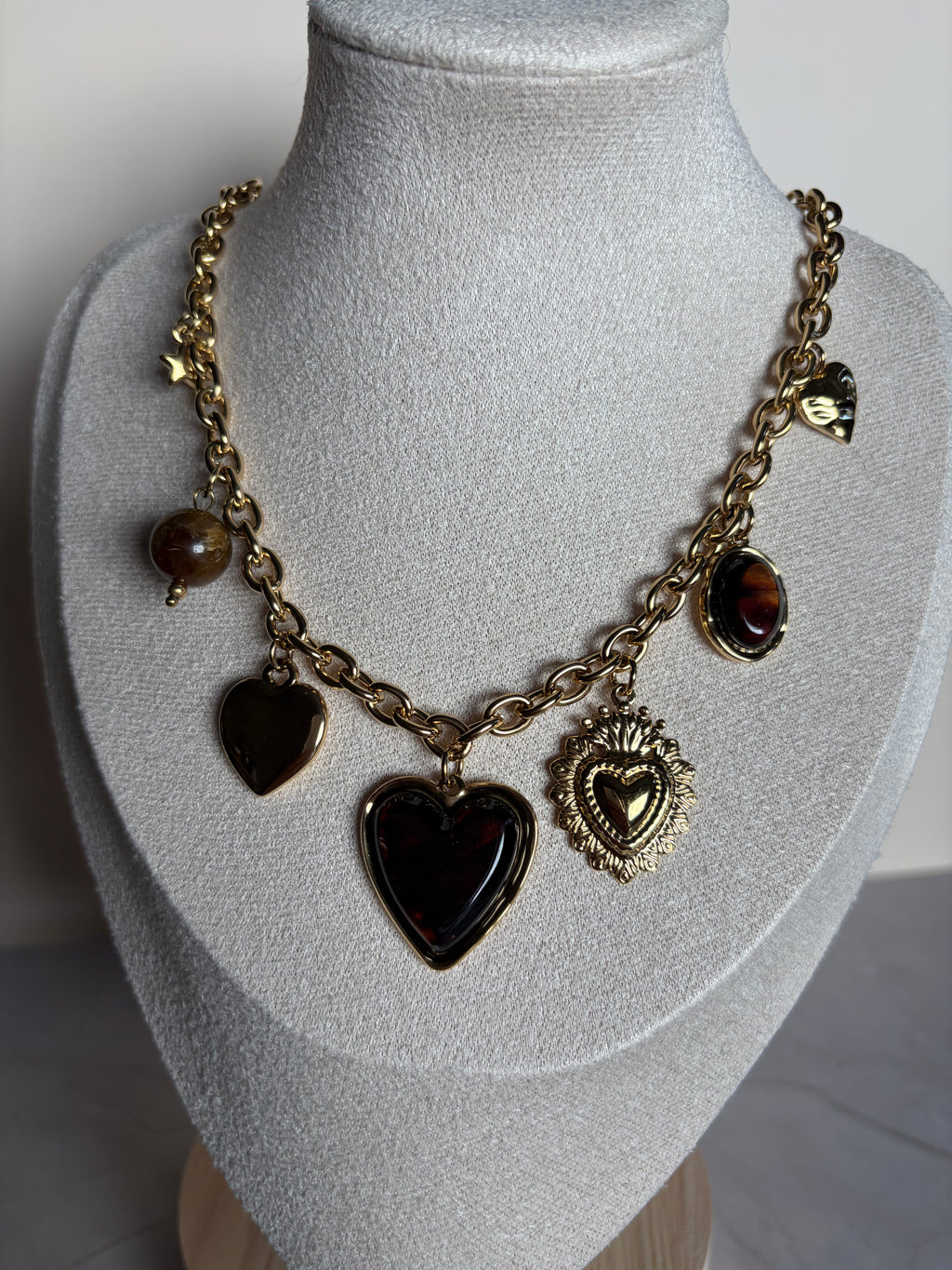 Collier Mina
