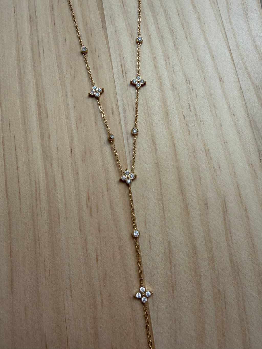 Collier Lily