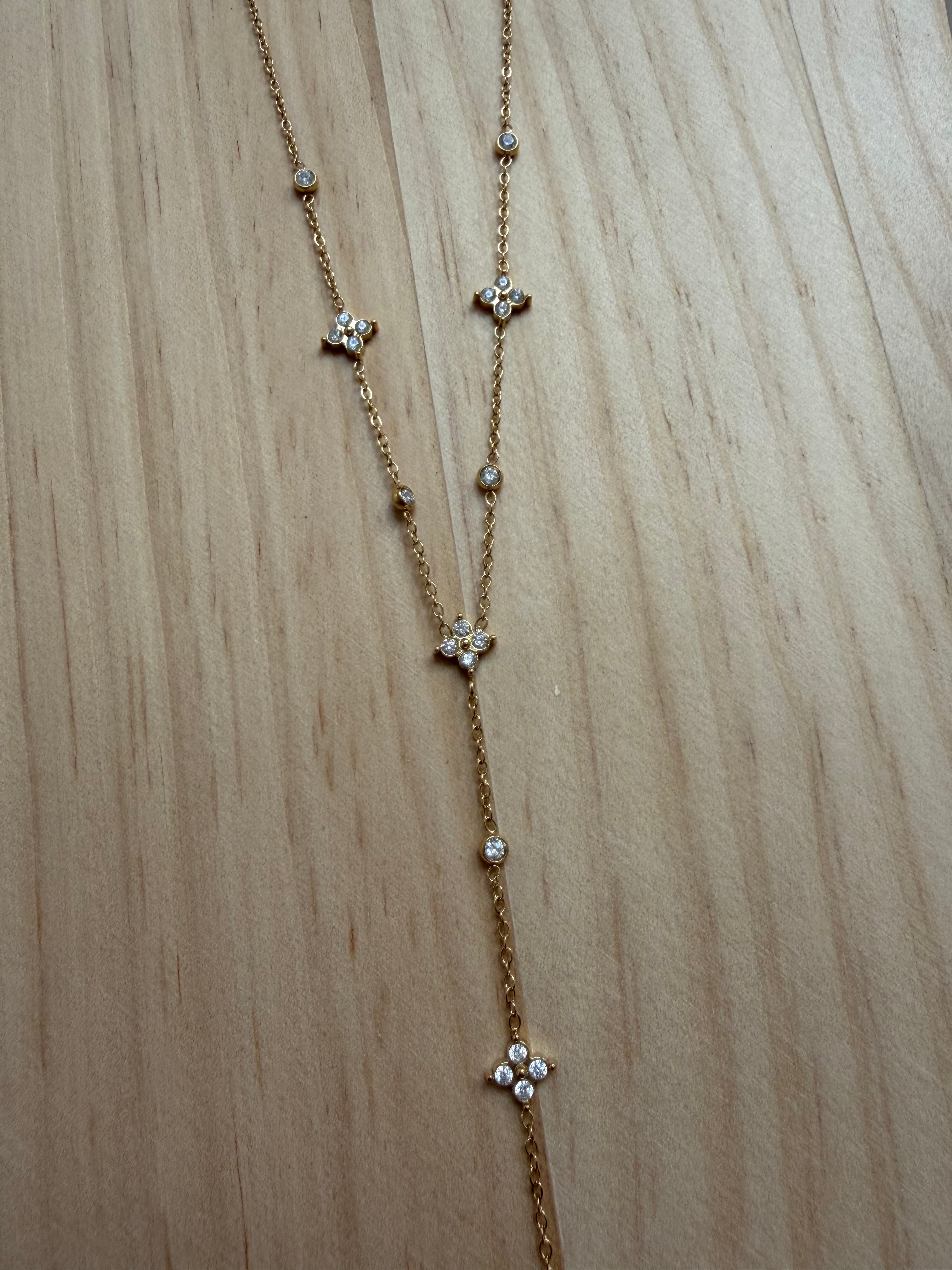 Collier Lily