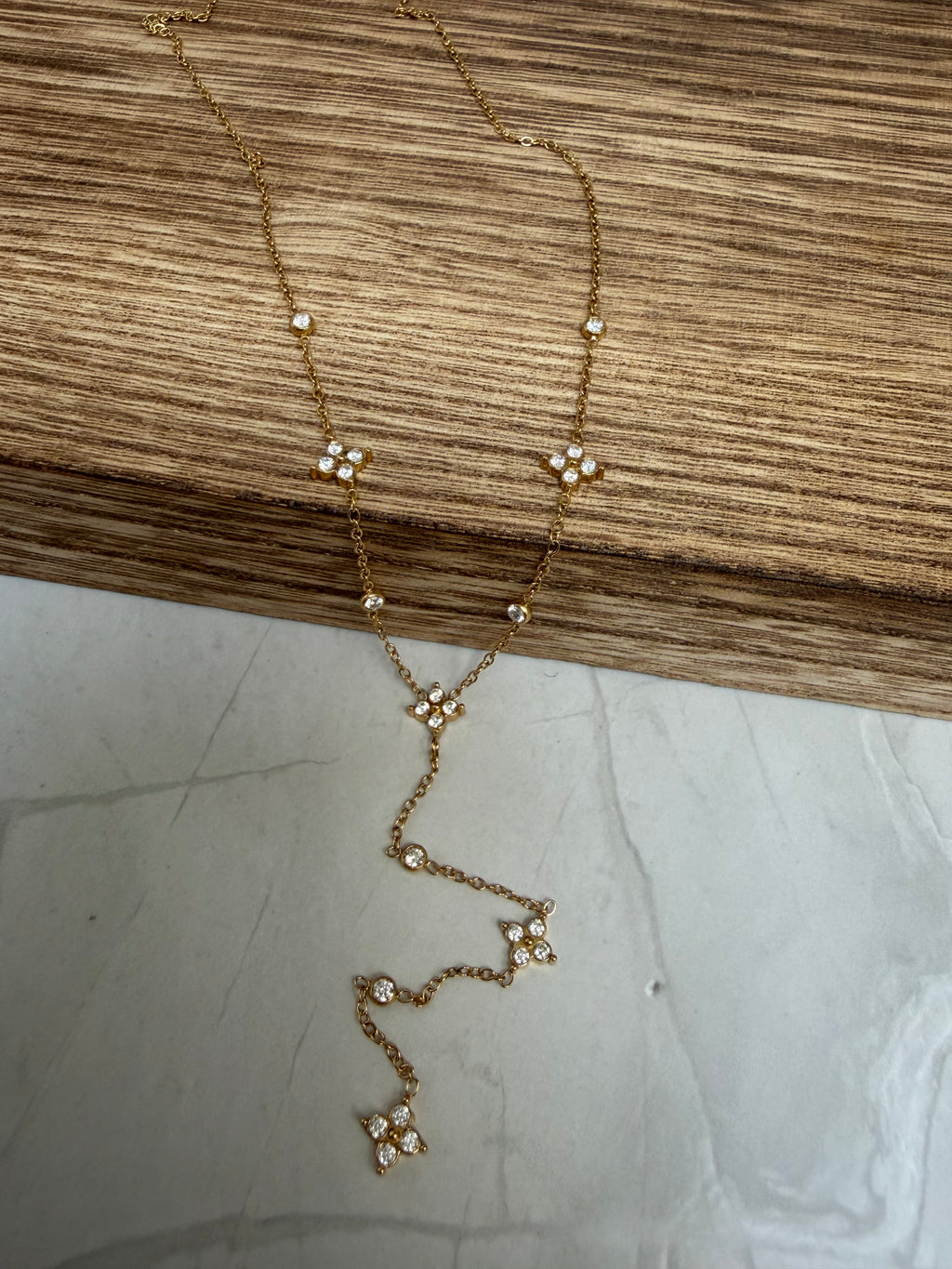Collier Lily